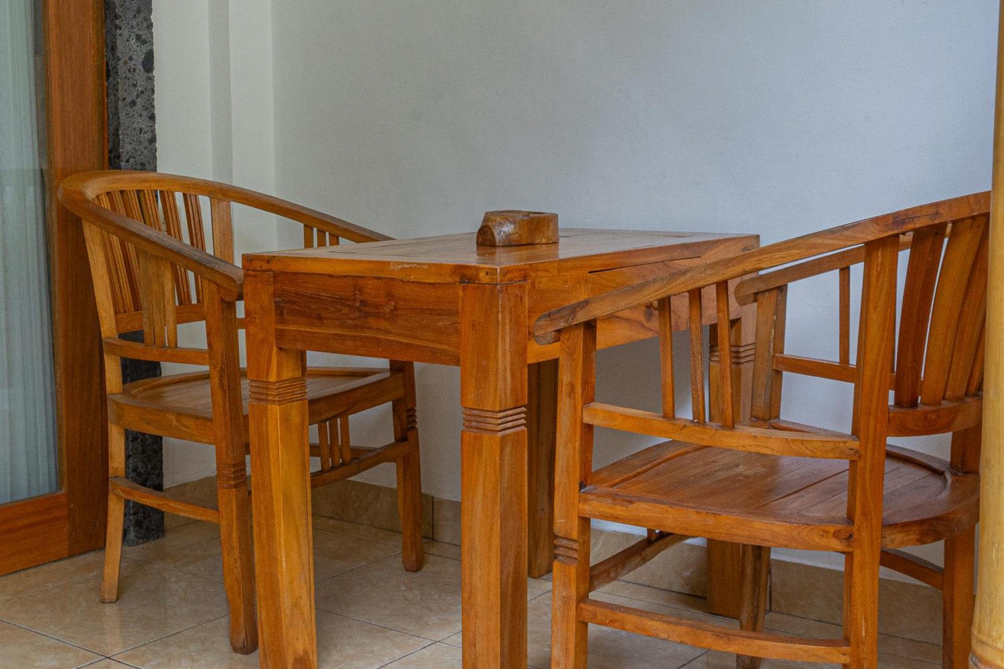 Artha Dewata Home Stay Убуд Экстерьер фото