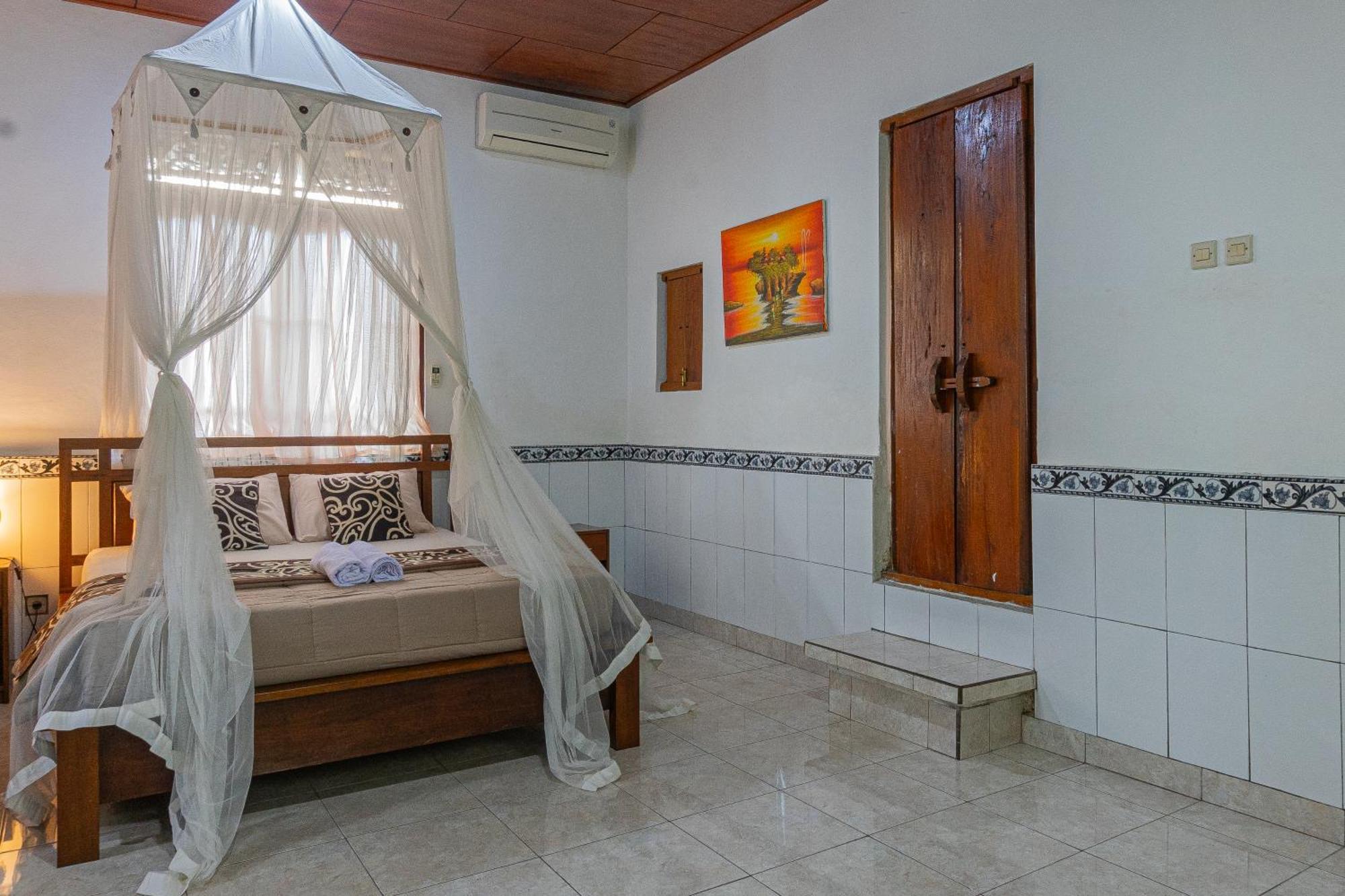 Artha Dewata Home Stay Убуд Экстерьер фото