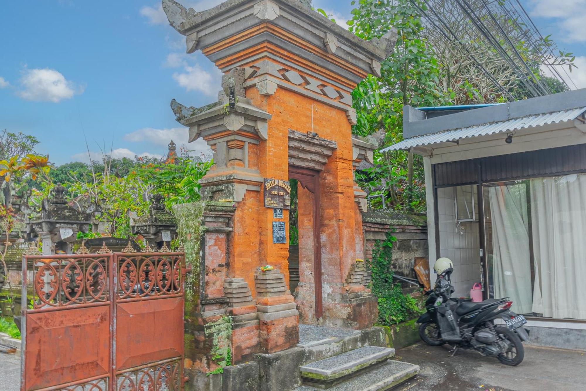 Artha Dewata Home Stay Убуд Экстерьер фото